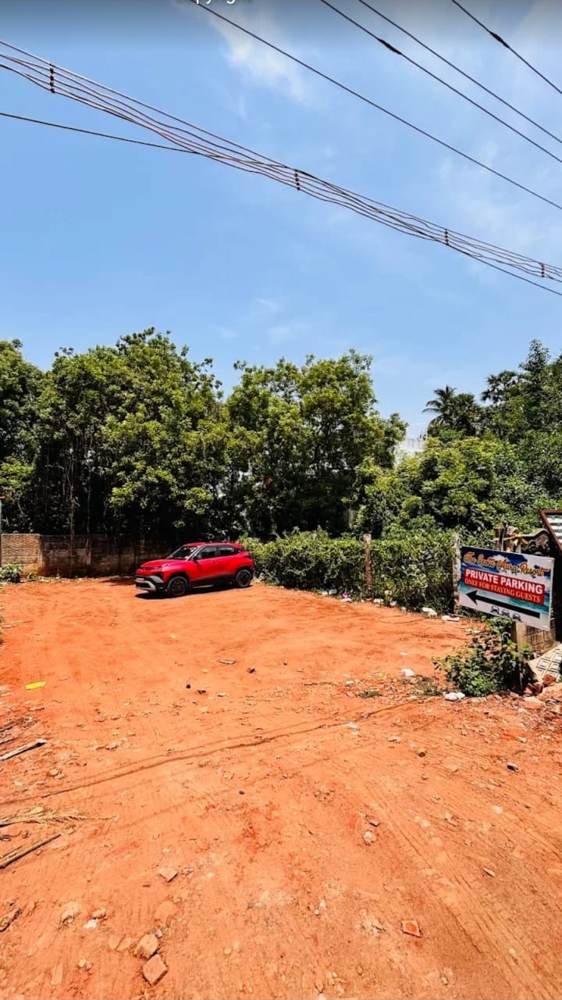 Private parking for guests
