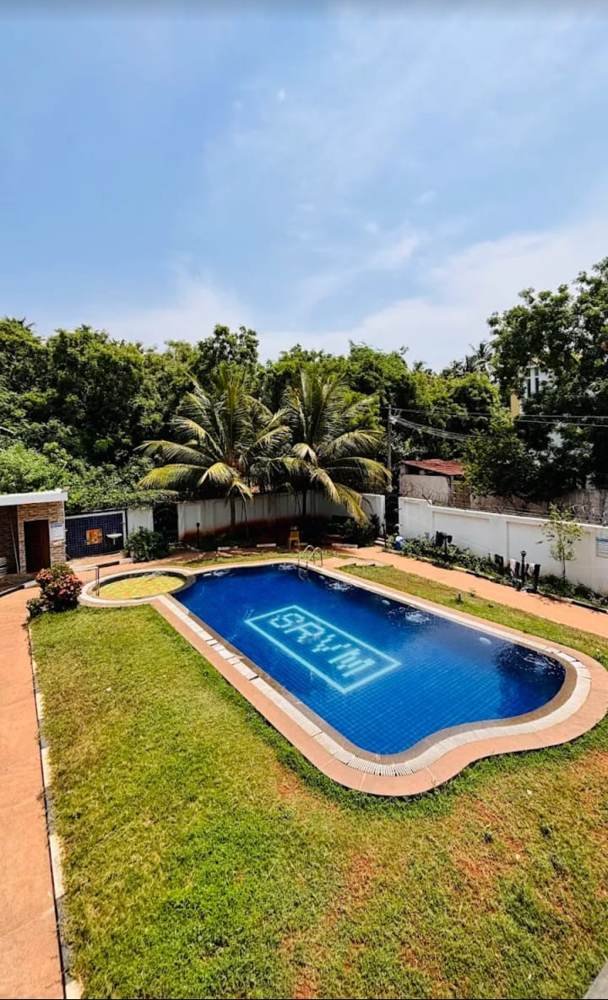 Pool aerial